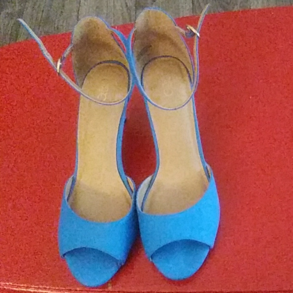 Blue sandal
